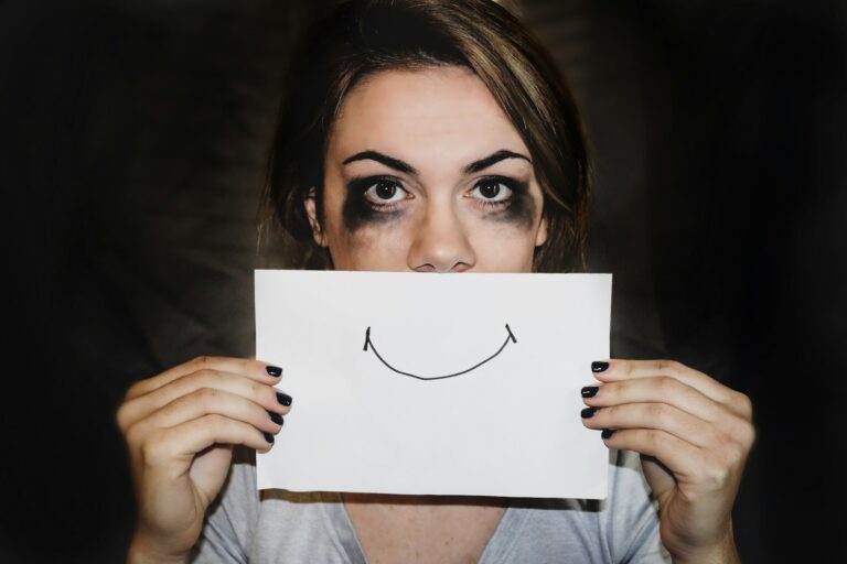 Two people talking supportively during an addiction recovery session